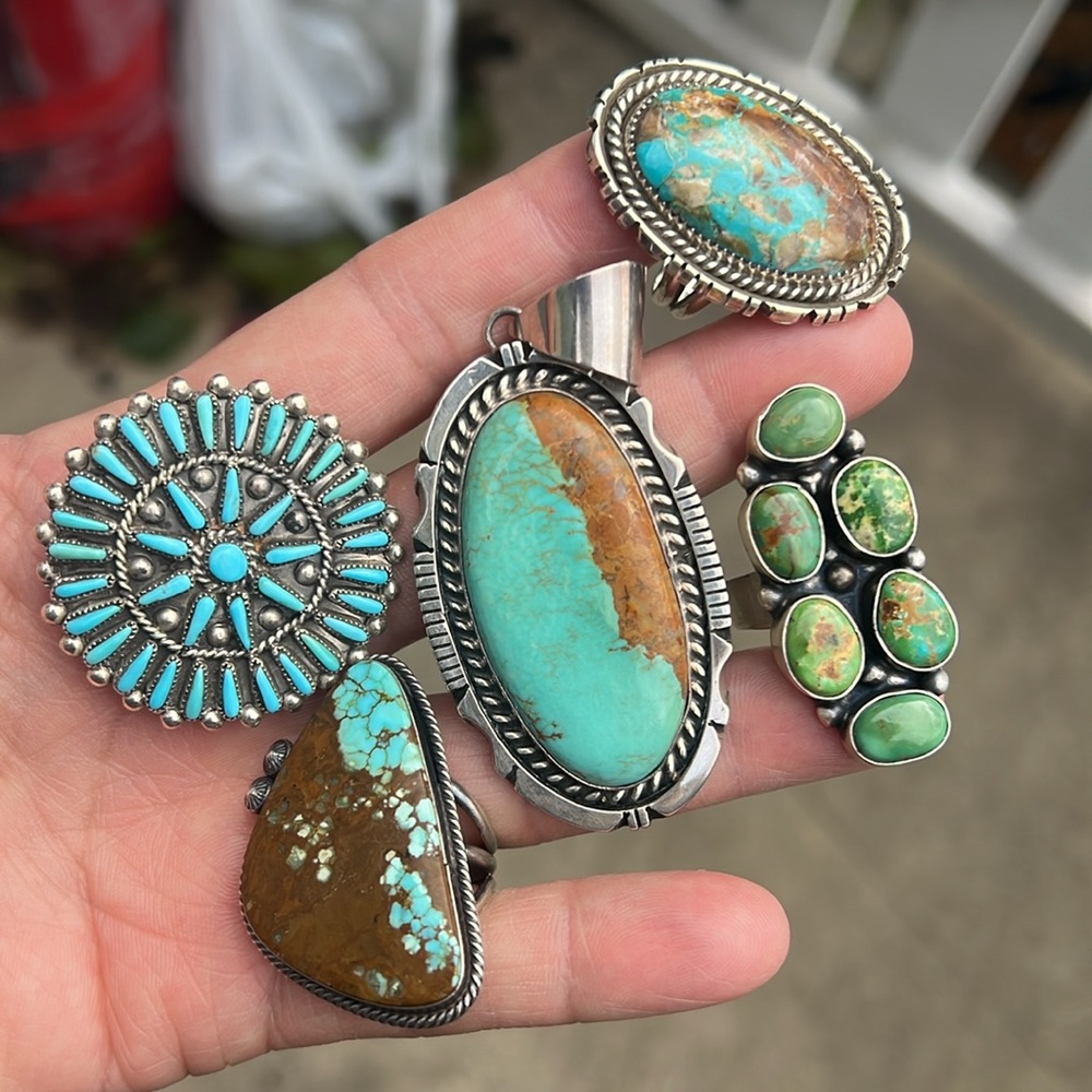 Number 8 Turquoise pendant - Picture 5 of 5